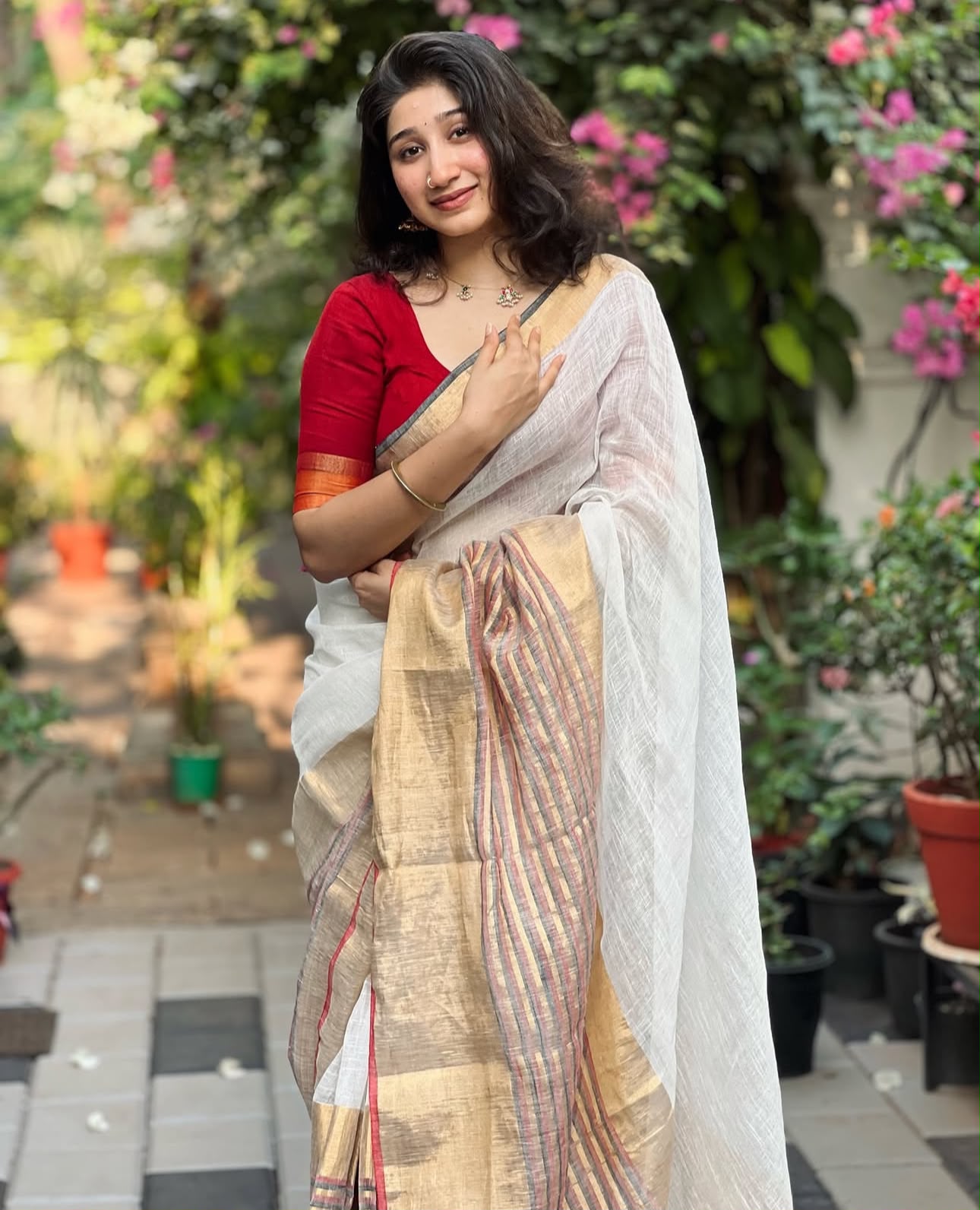 Off-White Linen with Golden Zari Border  Saree